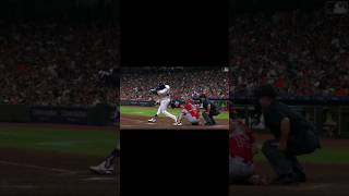 Yordan Álvarez Crushes GameChanging Home Run astros cuba mlbshorts houstonastros homerun go [upl. by Marcelia588]