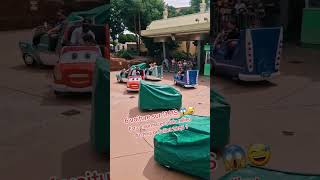 6 karretjes buiten gebruik bij Carsattractie Disneyland Paris TikTok dlppassinfinitytours [upl. by Adyol]