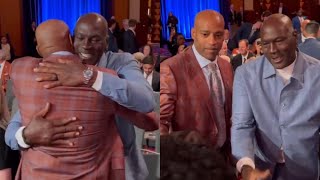 Michael Jordan shows love to Vince Carter for his Hall Of Fame induction [upl. by Ssitruc880]