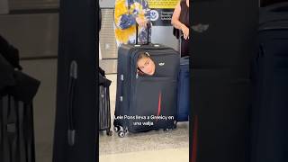 Lele Pons lleva a Greeicy adentro de una valija en el aeropuerto [upl. by Erlond482]