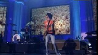 Stone Temple Pilots  Revolution Beatles live 2001 HQ 0815007 [upl. by Jarrett648]