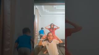 Eu e minha amiga fazendo bagunçadancinha com a best 😁🫣 musica dance [upl. by Reifnnej]