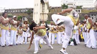 Lavagem do Bonfim Salvador 11012024 Grupo Internacional de Capoeira Topázio [upl. by Eyde952]