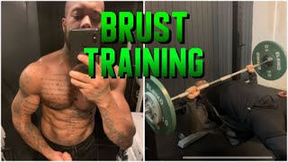 Brust Workout Freihantel Training  Old School Bodybuilding [upl. by Yruam]