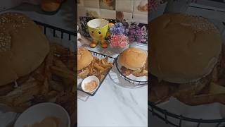 Zinger burger 🍔🍟youtubeshorts food cooking mrsj [upl. by Arzed440]