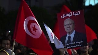 Présidentielle en Tunisie Essebsi revendique la victoire joie de ses partisans [upl. by Cowan]