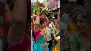 Singer Madhu Priya amp jogini Shyamala grand entry at Lal Darwaza Bonalu 2024  oldcitybonalu2024 [upl. by Lumpkin]