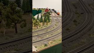 O Scale trains speed past at the Minnesota Twin Cities Model railroad show [upl. by Alletniuq]