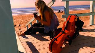 NADiA Kossinskaja  Live at Venice beach featuring the ToneWoodAmp [upl. by Frankie]