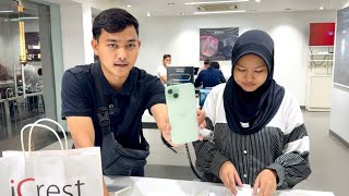 BELI IPHONE DI APPLE STORE INDIAWADUHH DOMPET AUTO MENANGIS😂BEDA HARGANYA BISA DAPET IPHONE LG🔥🥹 [upl. by Acinaj]