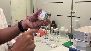 Come misurare il pH con la cartina tornasole  How to measure the pH using litmus paper [upl. by Trisa]