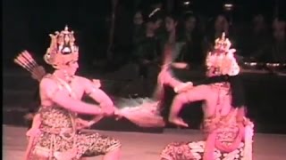 Ramayana ballet episode 4 1996 Yogyakarta Indonesia  ラーマーヤナ 1996 [upl. by Soluk123]