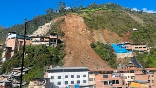 Pérou  une coulée de boue ensevelit 80 maisons dans un village [upl. by Irbmac]