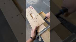 Zapfenloch super easy woodworking schreiner tischler wood woodwork [upl. by Oeniri]