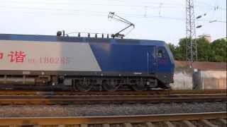 Exploring railway in China mainline locomotives at Wuchang Station [upl. by Ahsirpac271]