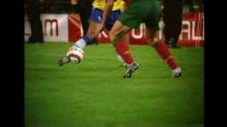 Ronaldinho amazing slowmotion dribble [upl. by Oirromed]