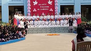 welcome song bettiah stTeresas girl school schoolperformace [upl. by Aimek]