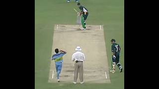 Ajit Agarkar Sets Up Inzamam With Magical Swing Bowling [upl. by Gnas]