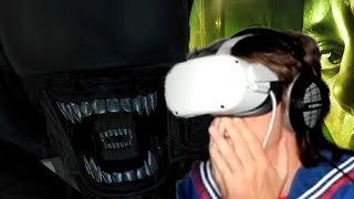 I try not to pee myself playing Alien Isolation in VR [upl. by Edlun326]