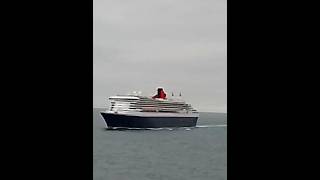 Cunard QM2 and Queen Victoria horn blast greeting ships shorts oceanliner [upl. by Nicolis]