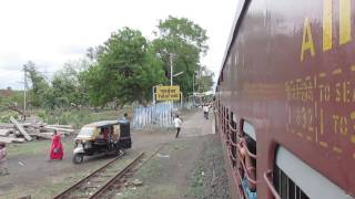 52974 Akola JunctionMhow MG Passenger departing TukaithadMadhya Pradesh [upl. by Iruyas797]