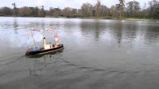 Canonnière Fulgerul en action Bateau vapeur  Steamboat  Dampfboot RC [upl. by Itraa]