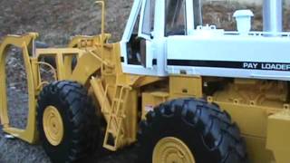 First Gear International 560 pay loader with loader forks [upl. by Barling]