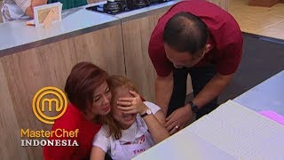 MASTERCHEF INDONESIA  Kejutan Spesial Dari Keluarga  Gallery 12  21 April 2019 [upl. by Viscardi211]