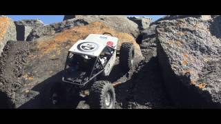 Axial 2 Wraith  2 RR10 Bomber rock crawling [upl. by Freedman128]