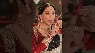 Madhuri Dixits Grace 😍 Bhool Bhulaiyaa 3  Ami Je Tomar 30 [upl. by Imas994]