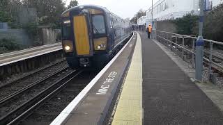 Southeastern 375924 At Gillingham Kent For Dover Priory Via Faversham 12112024 [upl. by Wicks]