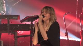 Louane  Jour 1  Paris 05032018 [upl. by Oirobil]