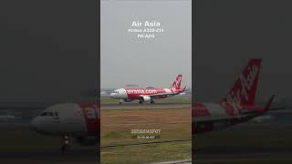 Pesawat Air Asia Airbus A320 PKAZO aviation a320 airasia [upl. by Fonz]