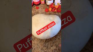 Making Pizza with a Puffball Mushroom Crust [upl. by Trebornhoj]