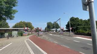 Spoorwegovergang Almelo de Riet  Dutch railroad crossing [upl. by Ille]