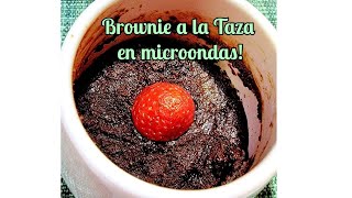 BROWNIES en MICROONDAS en 2 minutos 🍫 Postres SIN HORNO [upl. by Ennelram19]