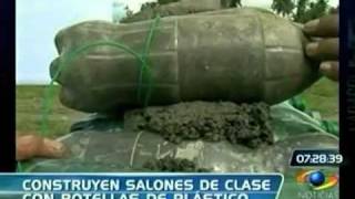 Construyen paredes con botellas de plastico [upl. by Langelo]