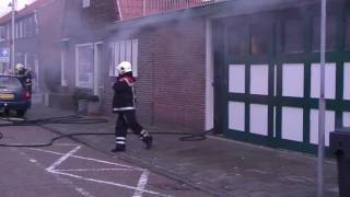 164154 16110916BRANPrio 1 BORNEOSTRAAT 17 OEGSTGEEST OGT Binnenbrand [upl. by Rtoip]