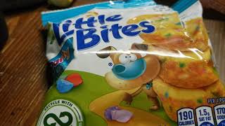 Entenmanns Little Bites Party Cake Muffin Review [upl. by Fisken]