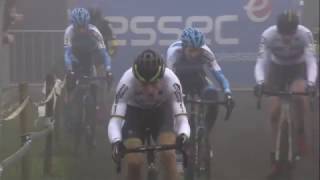 Van Aert wint na sterke remonte de Azencross in Loenhout DVV Verzekeringen Trofee [upl. by Ammamaria]