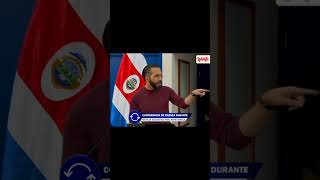 Periodista en costa rica encara a nayib bukele sobre 30000 presos inocentes [upl. by Alet]