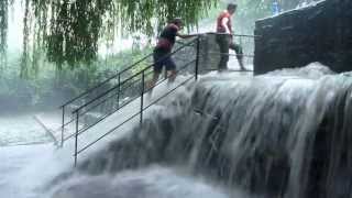 Starkes Hagelunwetter am Hölderlinturm in Tübingen [upl. by Andriette301]