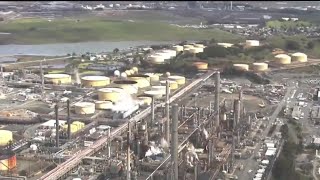 Martinez refinery releases petroleum coke Incident prompts hazmat response [upl. by Iow757]