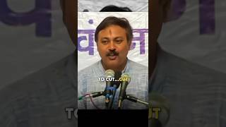 सबसे रद्दी भाषा है English rajivdixit shorts [upl. by Kinimod243]