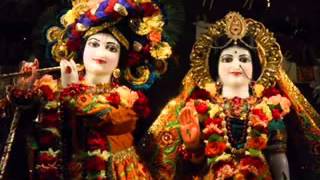 KRISHNA AARTI Short smitjoshiofficial [upl. by Goldia]