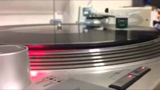 Flattening warped 78rpm record wiron The result [upl. by Gnov]