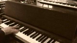 Doug Organ plays the intro to Joy To The World on Pianet N [upl. by Namrac]