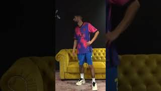 Ton an Jordan isst grashüpfer shorts shortsvideo shortvideo funny lustig music [upl. by Lore]