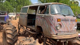 Checking out the trucks Louisiana Mudfest Trucks Gone Wild 2024 11 [upl. by Enywad816]