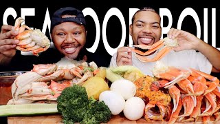 Dungeness Crab Vs Snow Crab Legs Seafood Boil  Hot Topics [upl. by Nyret532]